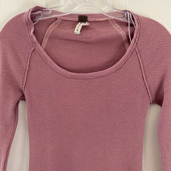 Free People We The Free Pink Long Sleeve Waffle Texture Too With Sleeve … - Picture 3 of 10